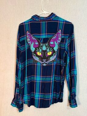 OOAK CUSTOM Cat backpatch long sleeve plaid button up shirt size L